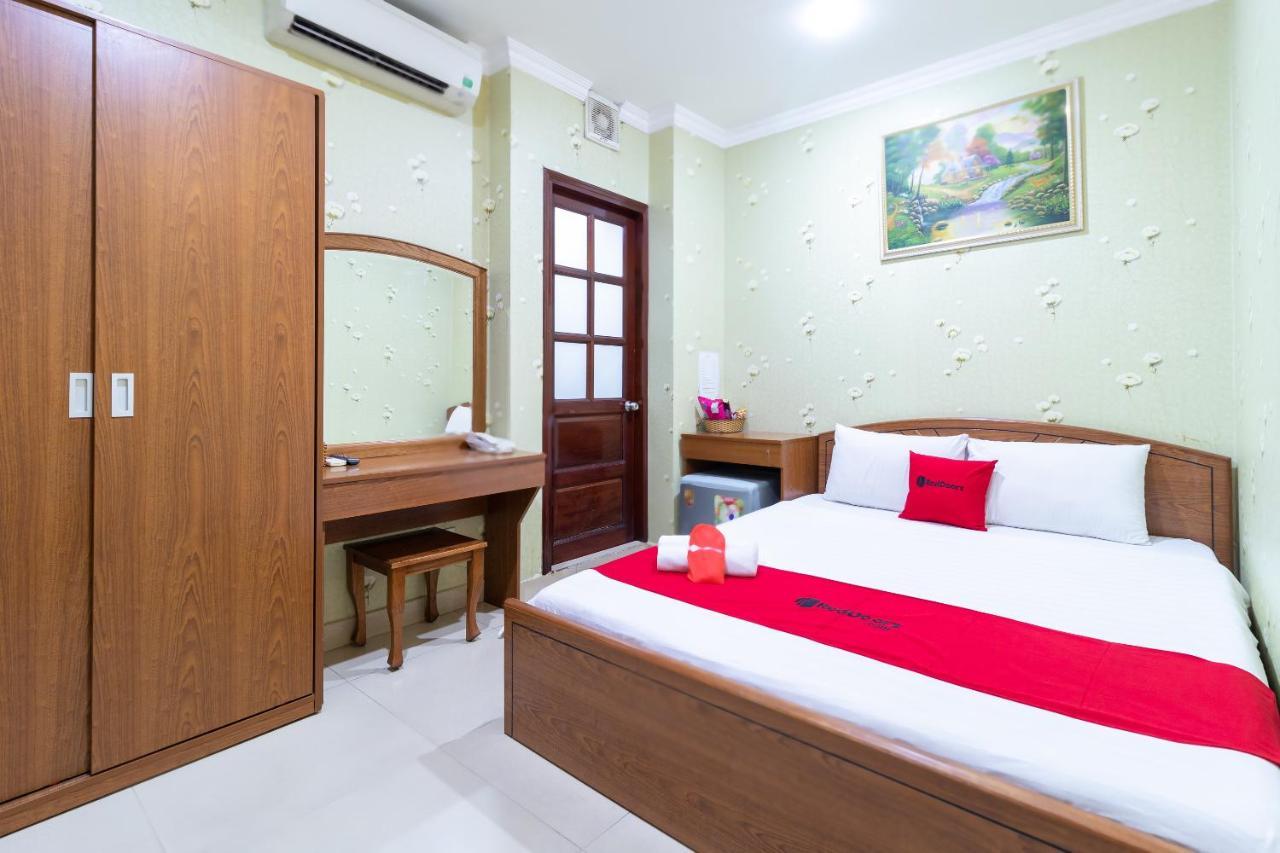 Reddoorz Nam Bac Hotel Phan Dang Luu Phu Nhuan Ho Chi Minh-stad Buitenkant foto