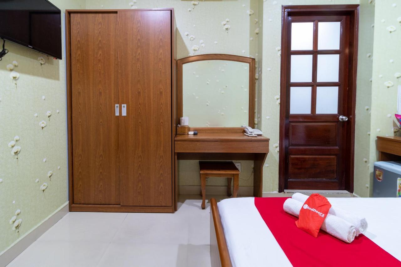 Reddoorz Nam Bac Hotel Phan Dang Luu Phu Nhuan Ho Chi Minh-stad Buitenkant foto
