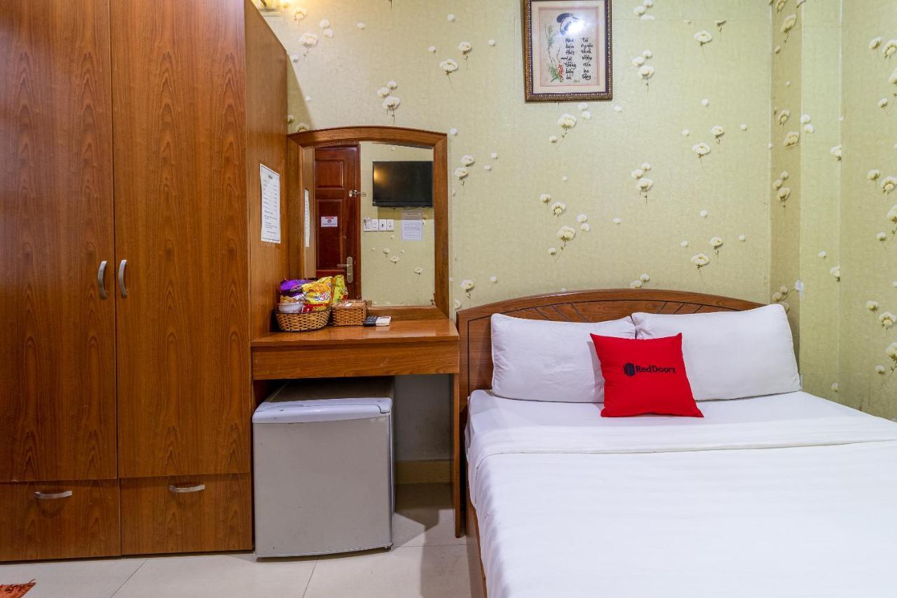 Reddoorz Nam Bac Hotel Phan Dang Luu Phu Nhuan Ho Chi Minh-stad Buitenkant foto